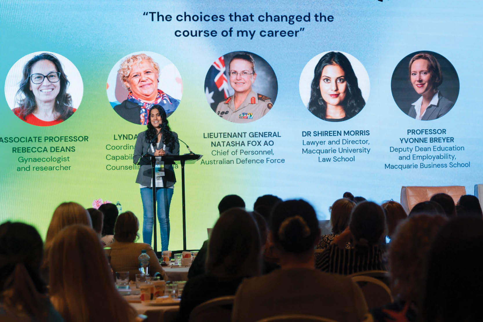 'The choices that changed my career' according to five leaders - FW