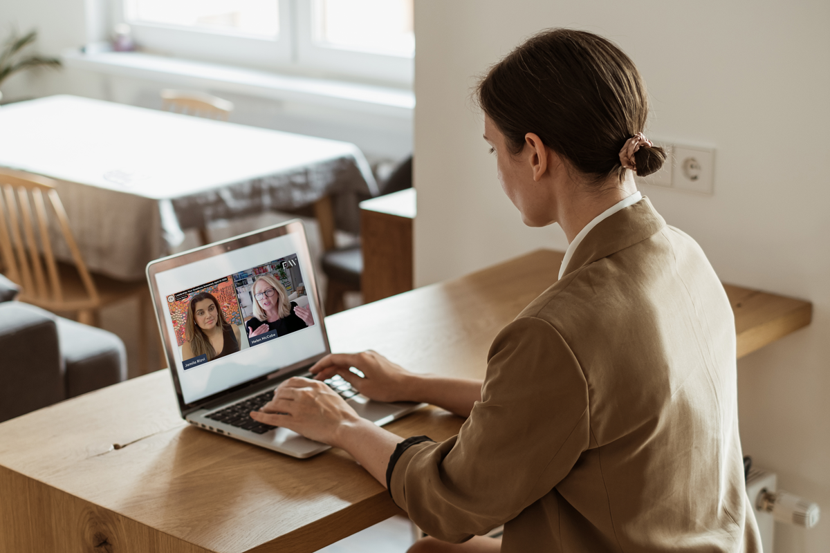 Stocksy_comp_3880914