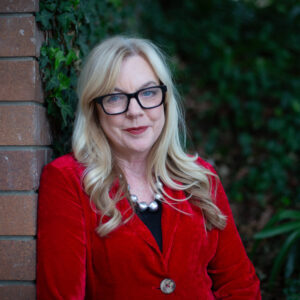 FW1123_SuzeMiller_inside